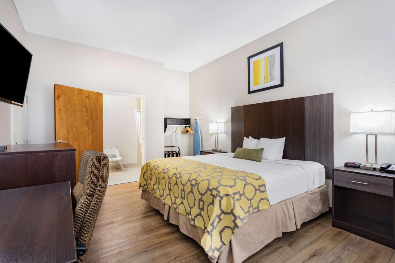 Baymont By Wyndham Midway Tallahassee Eksteriør billede