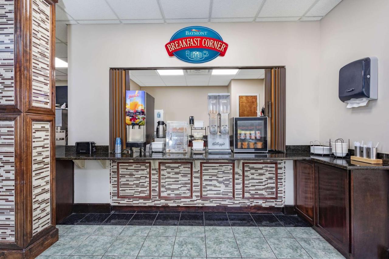 Baymont By Wyndham Midway Tallahassee Eksteriør billede